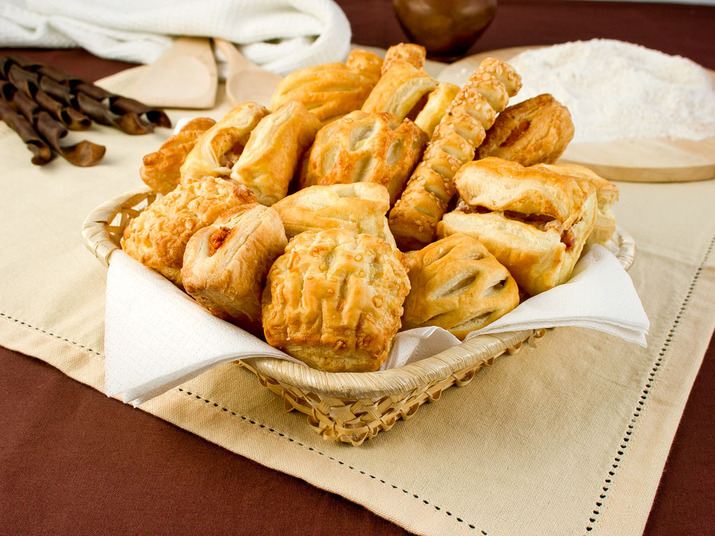 Выпечка маффины. Мини выпечка. Мини выпечка. Мини выпечка. Выпечка.